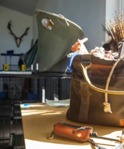 Fishpond Horse Thief Tote - Peat Moss 10 Fishpond Horse Thief Tote - Peat Moss