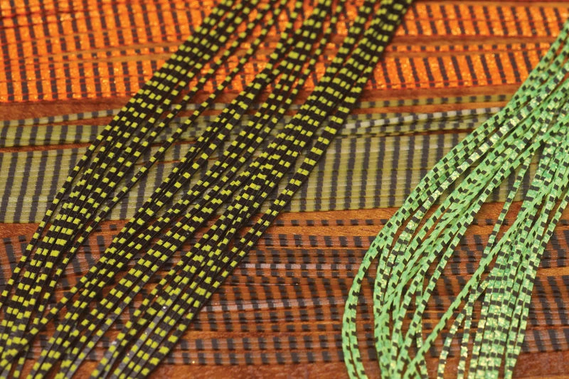 Hareline Grizzly Flutter Legs FLY TYING 3 Hareline Grizzly Flutter Legs FLY TYING