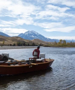 DUFFELS & GEAR BAGS Fishpond Jagged Basin Duffel - Peat Moss 12 DUFFELS & GEAR BAGS Fishpond Jagged Basin Duffel - Peat Moss