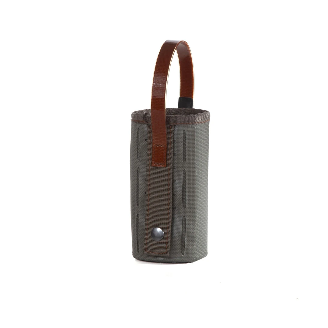 TOOLS Fishpond Thunderhead Bear Spray Holder - Eco 5 TOOLS Fishpond Thunderhead Bear Spray Holder - Eco